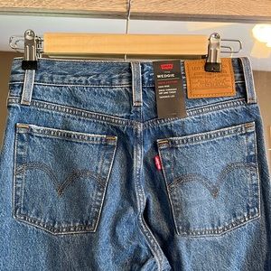 Levi’s Wedgie Jeans